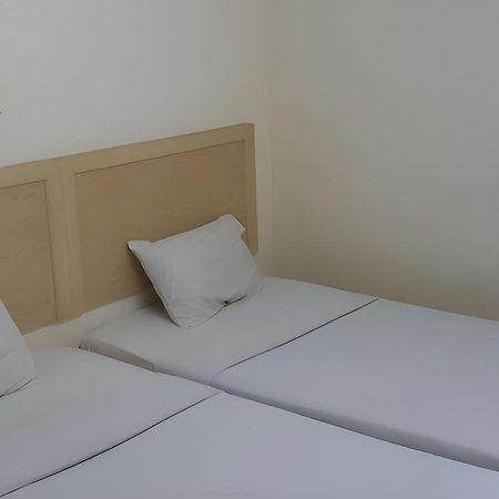 Oyo 301 River Inn Hotel Butterworth Bagian luar foto