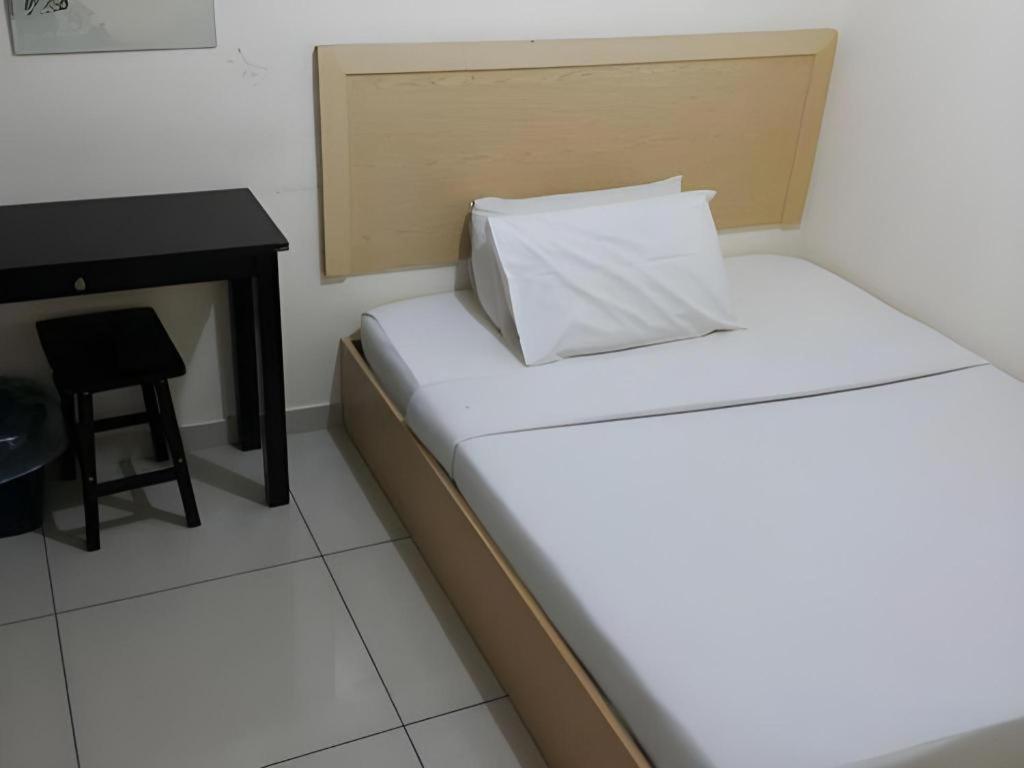 Oyo 301 River Inn Hotel Butterworth Bagian luar foto