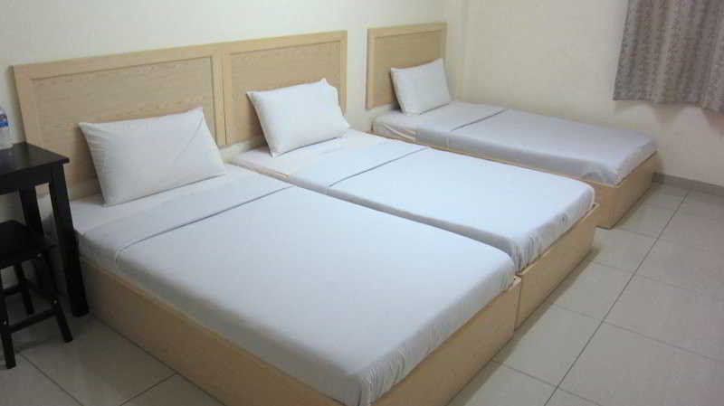 Oyo 301 River Inn Hotel Butterworth Bagian luar foto