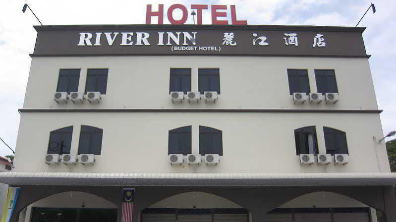 Oyo 301 River Inn Hotel Butterworth Bagian luar foto