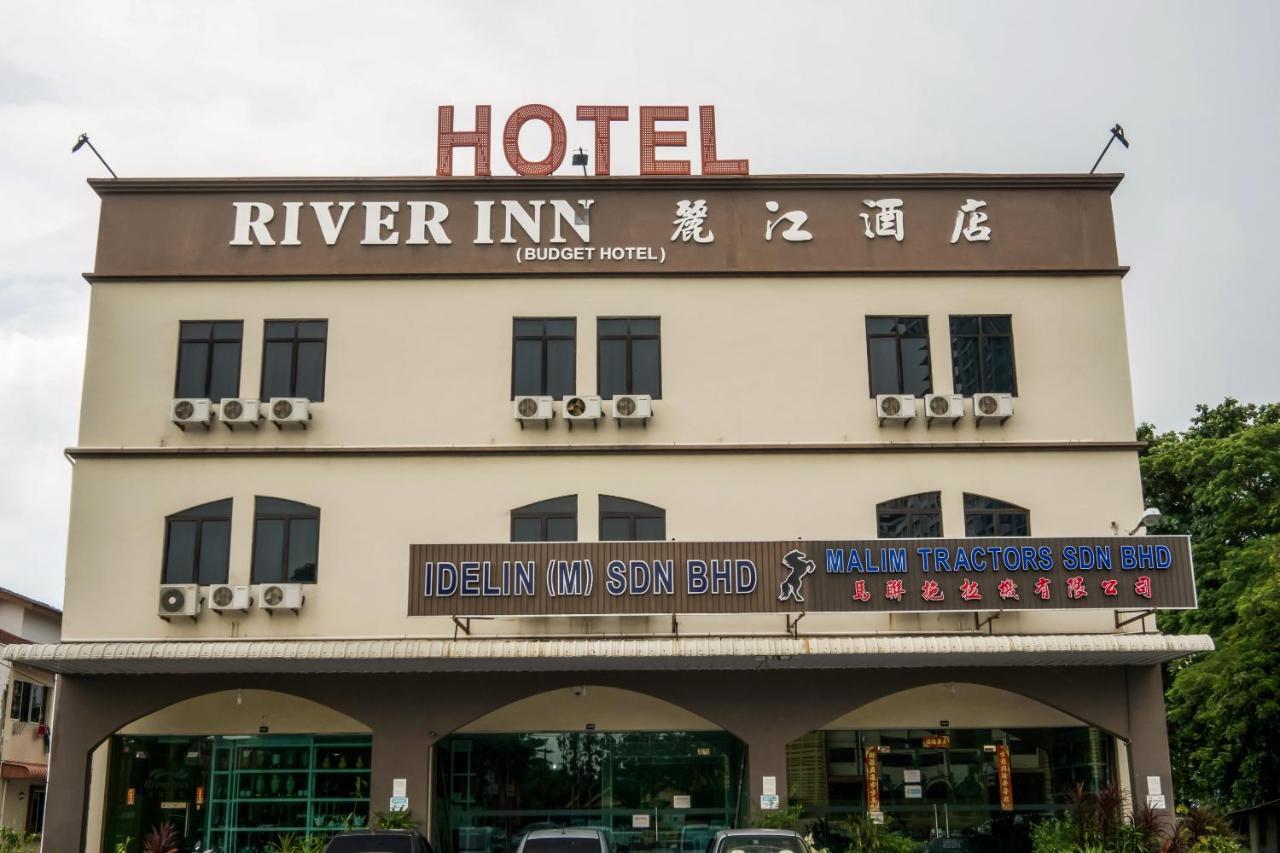 Oyo 301 River Inn Hotel Butterworth Bagian luar foto