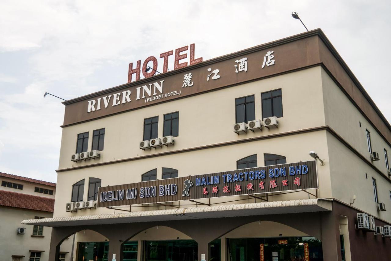 Oyo 301 River Inn Hotel Butterworth Bagian luar foto
