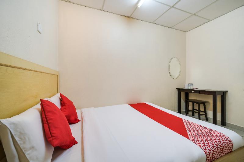 Oyo 301 River Inn Hotel Butterworth Bagian luar foto